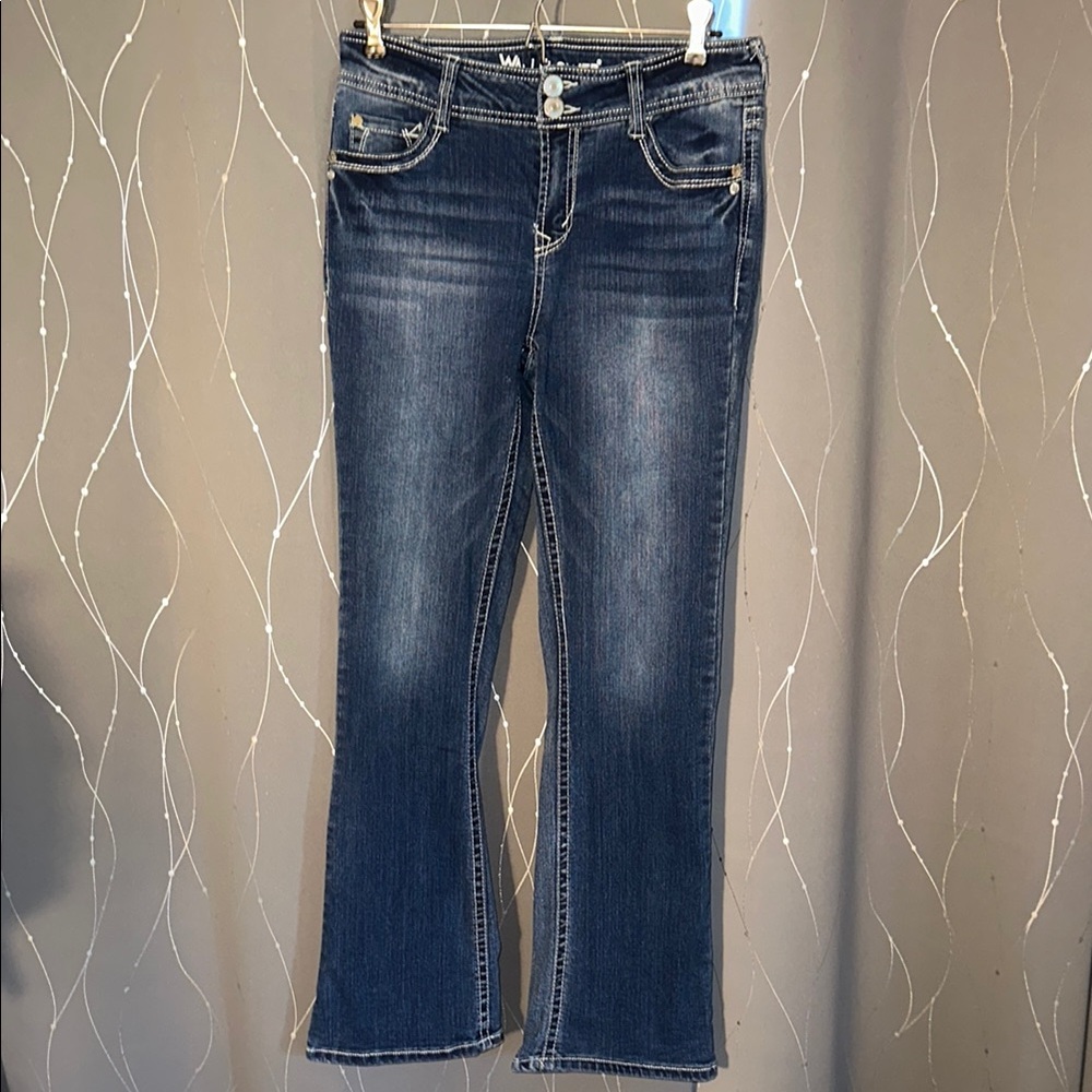 Wallflower The Luscious Curvy Fit Women’s 7 Short Dark Blue Flare Jeans